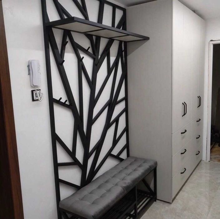 Меблі лофт. Меблі для барів. Офісні меблі. Стелаж. Диван. Стіл.