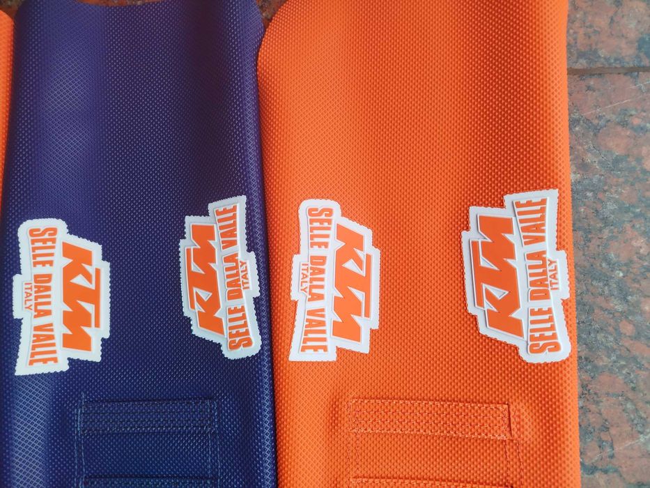 Чохол для мотосидіння КТМ (Honda/Yamaha/Suzuki/Kawasaki/Husqvarna