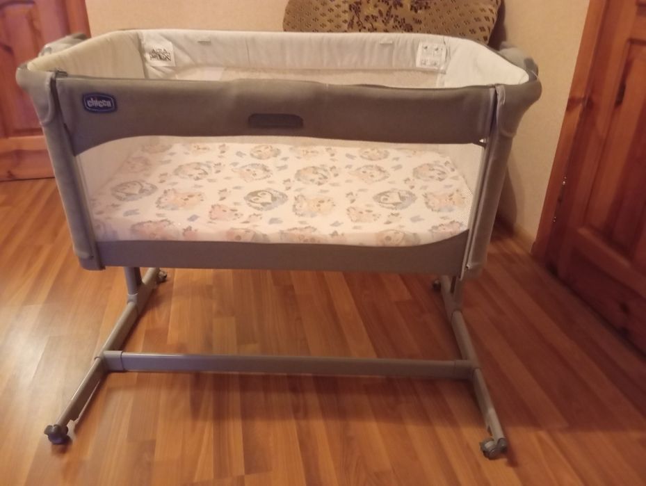 Дитяче ліжечко Chicoo 0-6 місяців