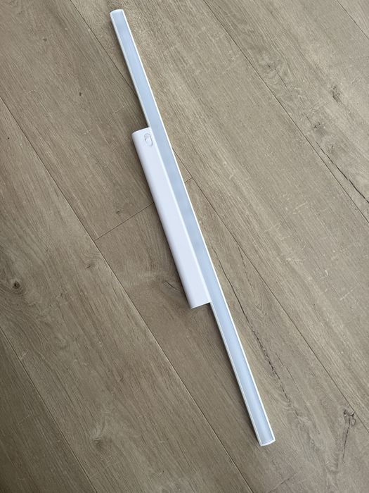 Ikea Stotta - oswietlenie szafy