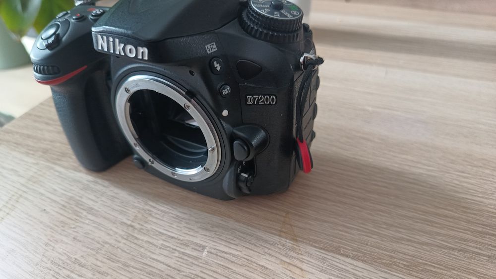 Lustrzanka Nikon D7200