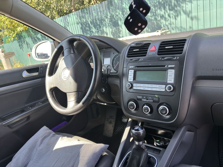 Volkswagen Golf 5 2008  року