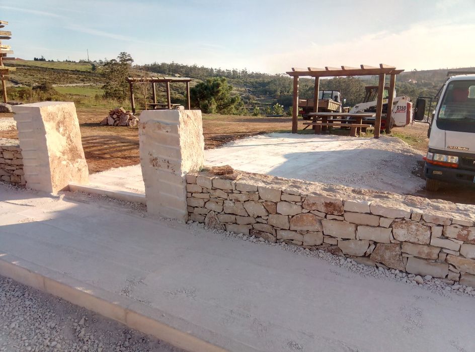 Muros de pedra natural