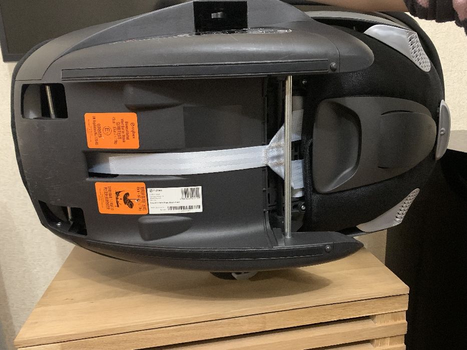 Автокрісло Cybex cloud t