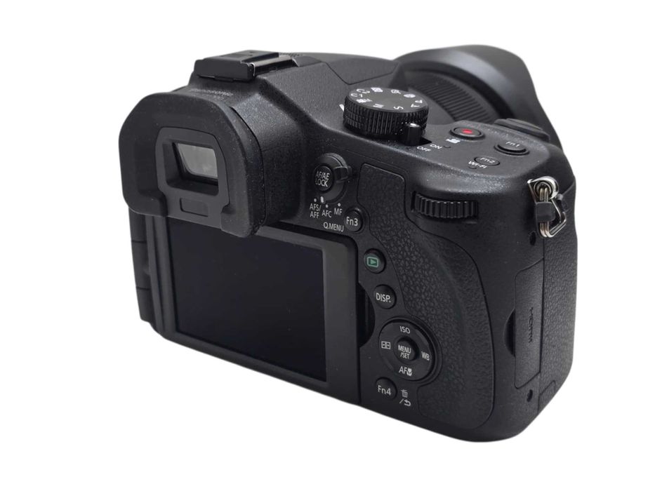 Aparat cyfrowy Panasonic Lumix DMC-FZ1000 - zestaw - torba