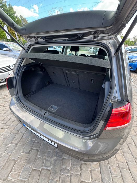 Продам Volkswagen Golf 2014 рік можлива розстрочка,кредит,обмін!