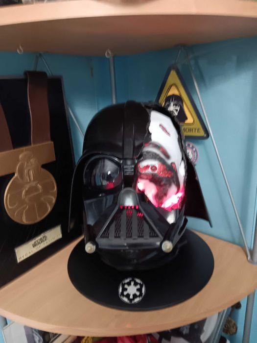 Busto do Darth Vader á escala real