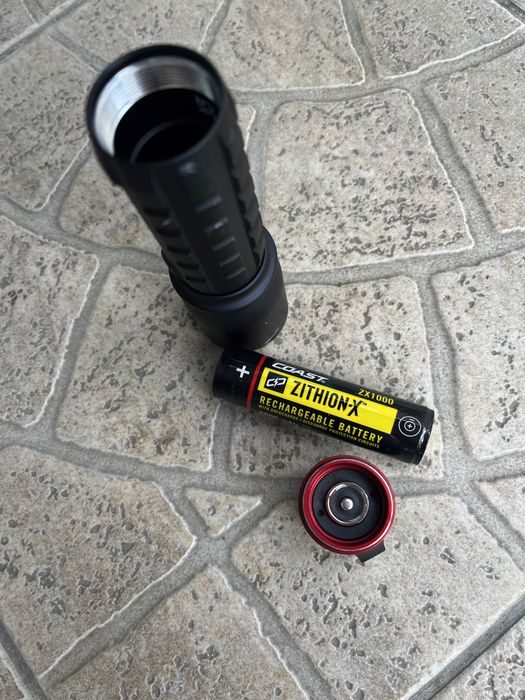 Latarka Coast XP11R 2100 lumenów