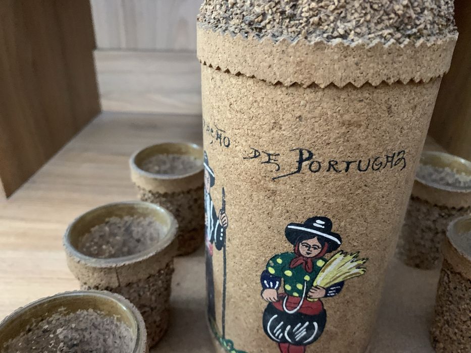Garrafa com 6 copos só 15€ revestido a cortiça