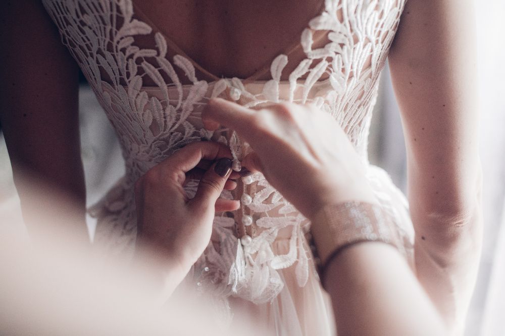 Piekna suknia ślubna