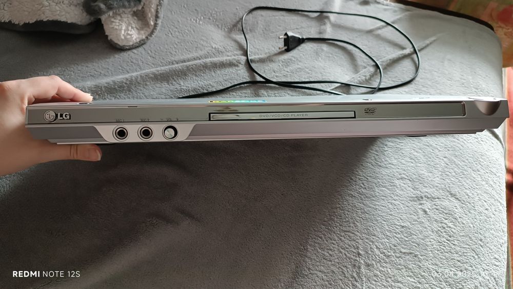 DVD програвач LG DK676X