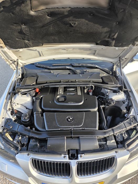 BMW e91 320d 163cv