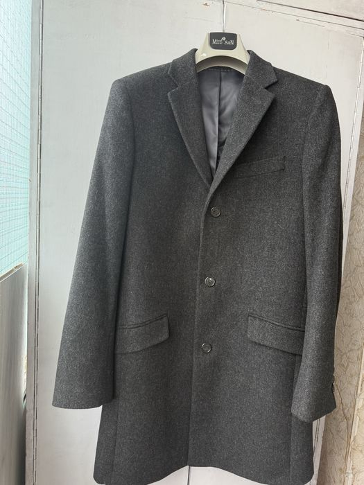 Темно серое пальто Arber