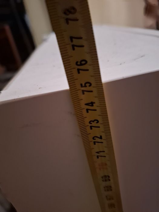 Szafka wisząca łazienkowa