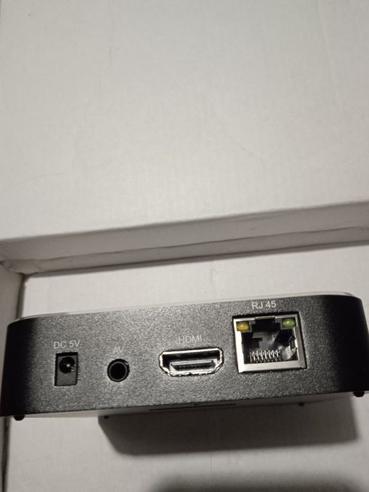 Android TV інтернет приставка до телевізора HDMI