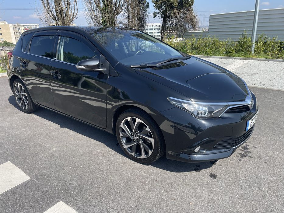 Toyota Auris — fotografia 2