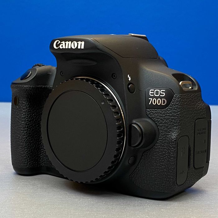 Canon EOS 700D (Corpo) - 18MP