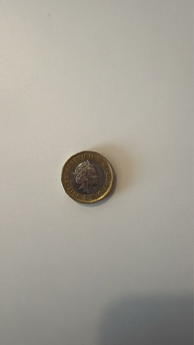 Moeda One Pound 2017 Rara