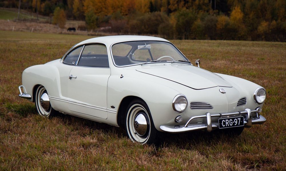 Масштабная коллекционная модель 1/43 Volkswagen Karmann Ghia от Altaya