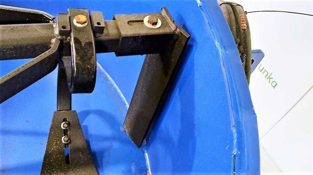 Mieszalnik betoniarka hydrauliczna okrągła 800L zgarniacz