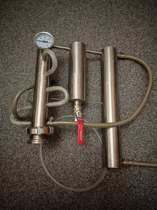 Destylato że stali nierdzewnej