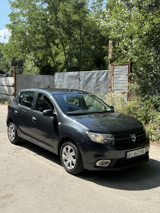 Продам Dacia , Renault Sandero 2017 газ/бенз