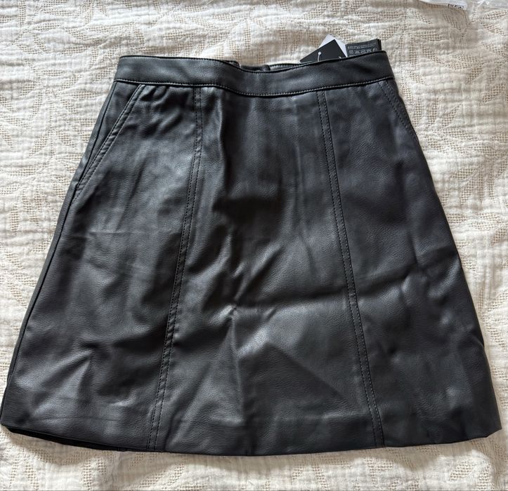 Saia pele vegan H&M nova