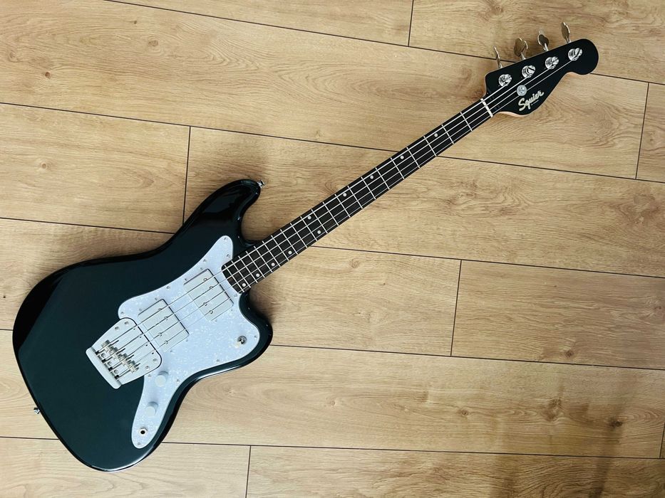 Squier Paranormal Rascal Bass HH MBK short scale