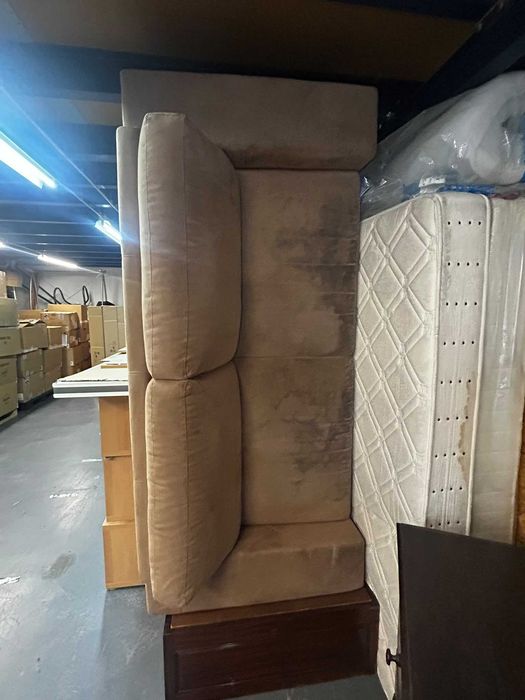 Cadeirão Vintage Bege – Peça Antiga – Para Recuperação