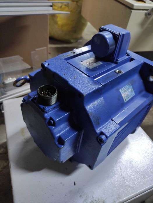 Serwomotor yaskawa USADED-22YRW11