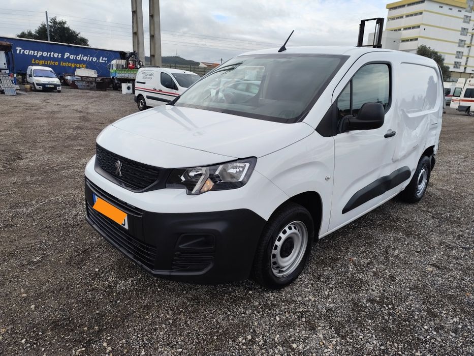 Peugeot partner 1.5 HDI 2023