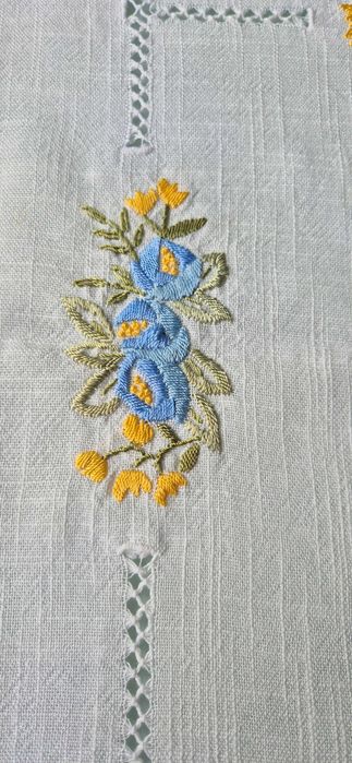 Toalha de mesa em linho