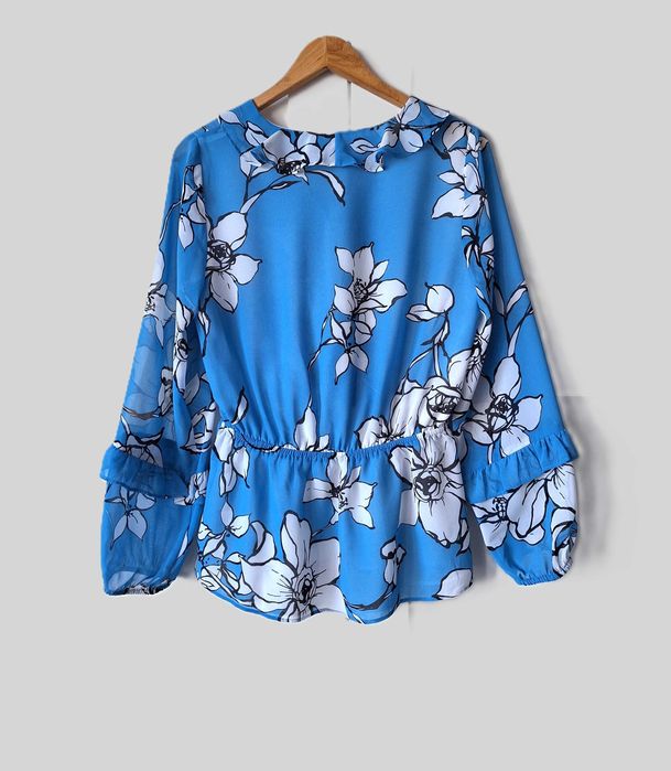 Calvin Klein Nowa Niebieska Bluzka w Kwiaty S