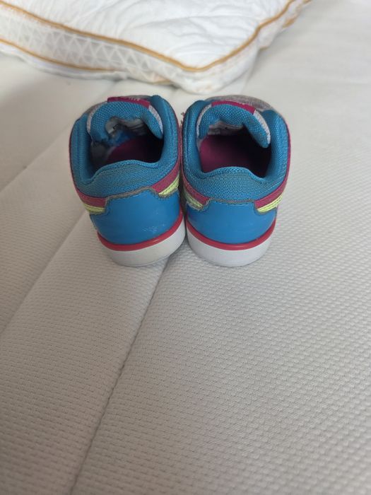 Buty nike unisex r.17