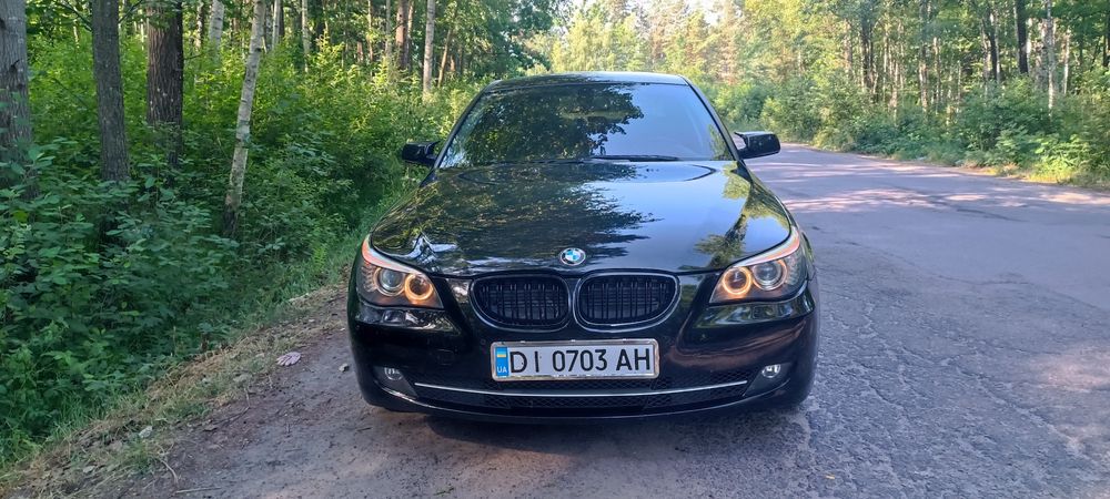Продам авто  BMW є60