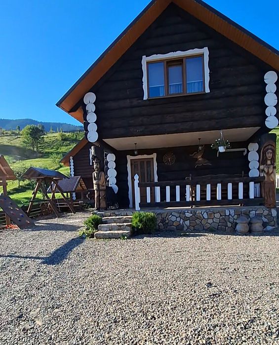 Маєток "У Ґазди"   поблизу о.Синевир