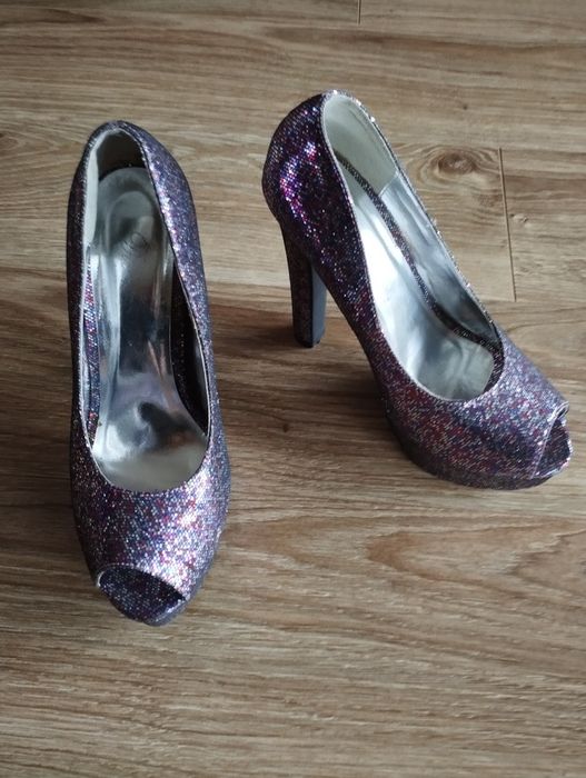 Buty w stylu lat 70-tych, rozm. 37
