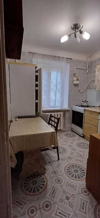 Готова до проживання євро 3к квартира з балконом та кладовою