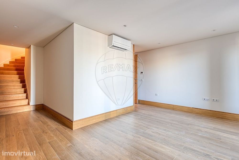 Duplex T2 para arrendamento