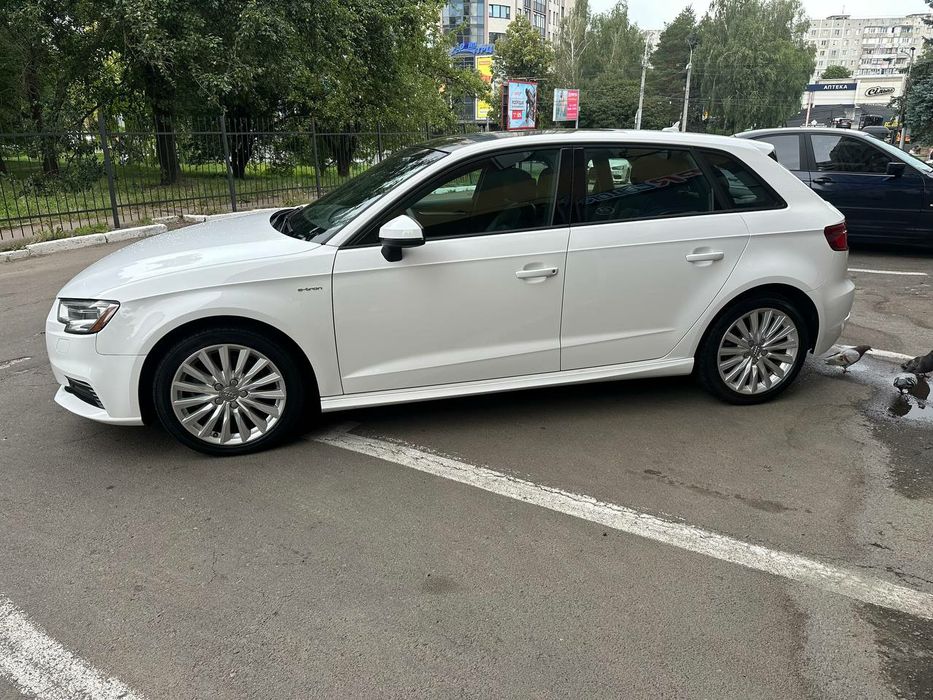Audi A3 e-tron PHEV 2017