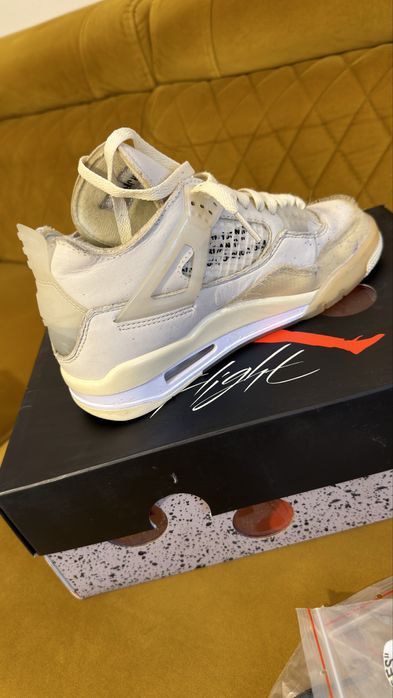 Air Jordan  4 Off-White Sail   r37,5