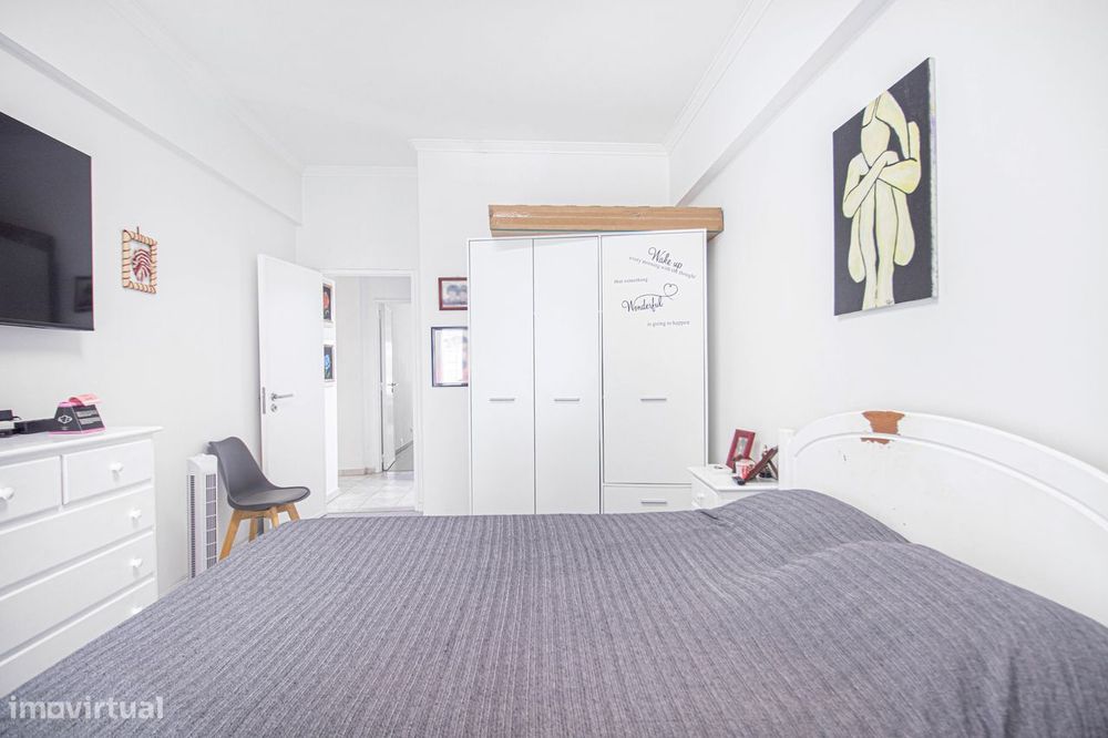 Apartamento T4 - Algés