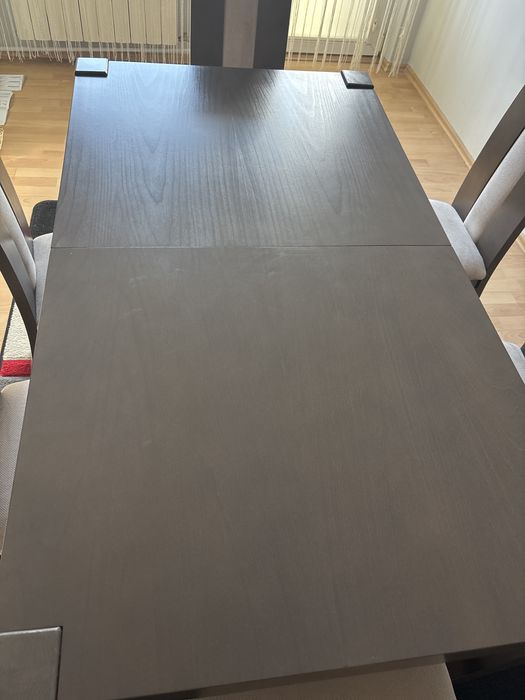 Sprzedam stol wraz z krzeslami pilnie