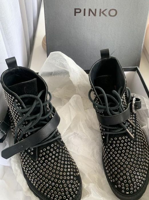 Взуття  ботінки Pinko 36 кросівки Roberto Cavalli 35