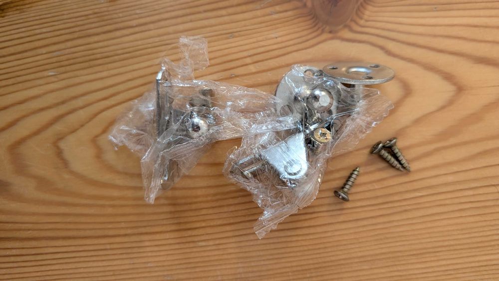 Apexstone 80N/18lb gas struts (2 pack) with mounting brackets and screws