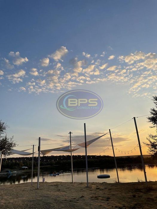 Ексклюзивна рекреаційна ділянка 9,7 га з озером та готовим бізнесом