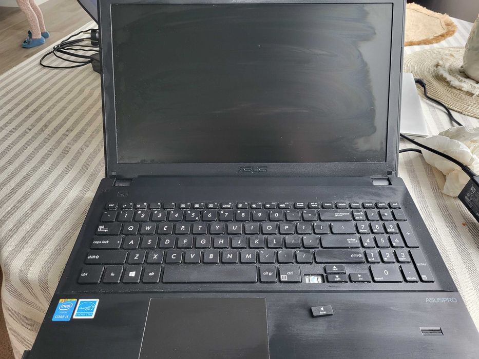 ASUS pro PU551LA-X0413G-16 I5-4210U/16GB/240SSD/WIN7P + WIN8P