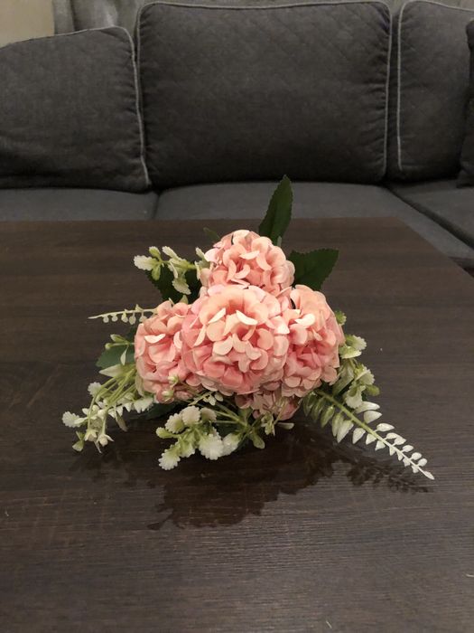 Bukiet sztucznych kwiatków 48tknkw