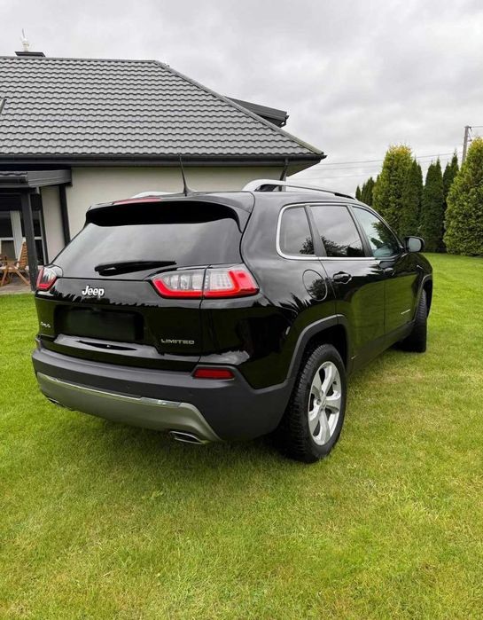 Jeep Cherokee 2019 року