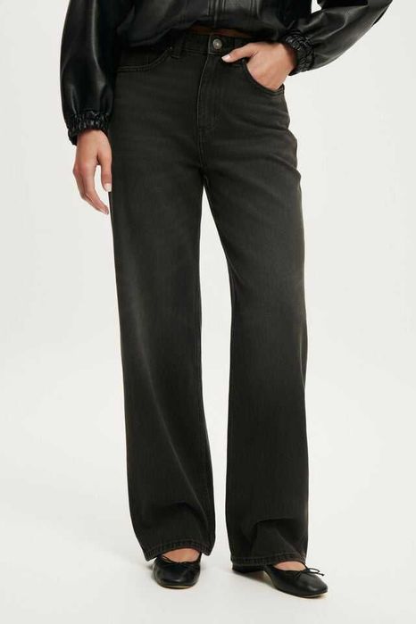 COTTON:ON Jeansy damskie Straight czarne rozmiar 36